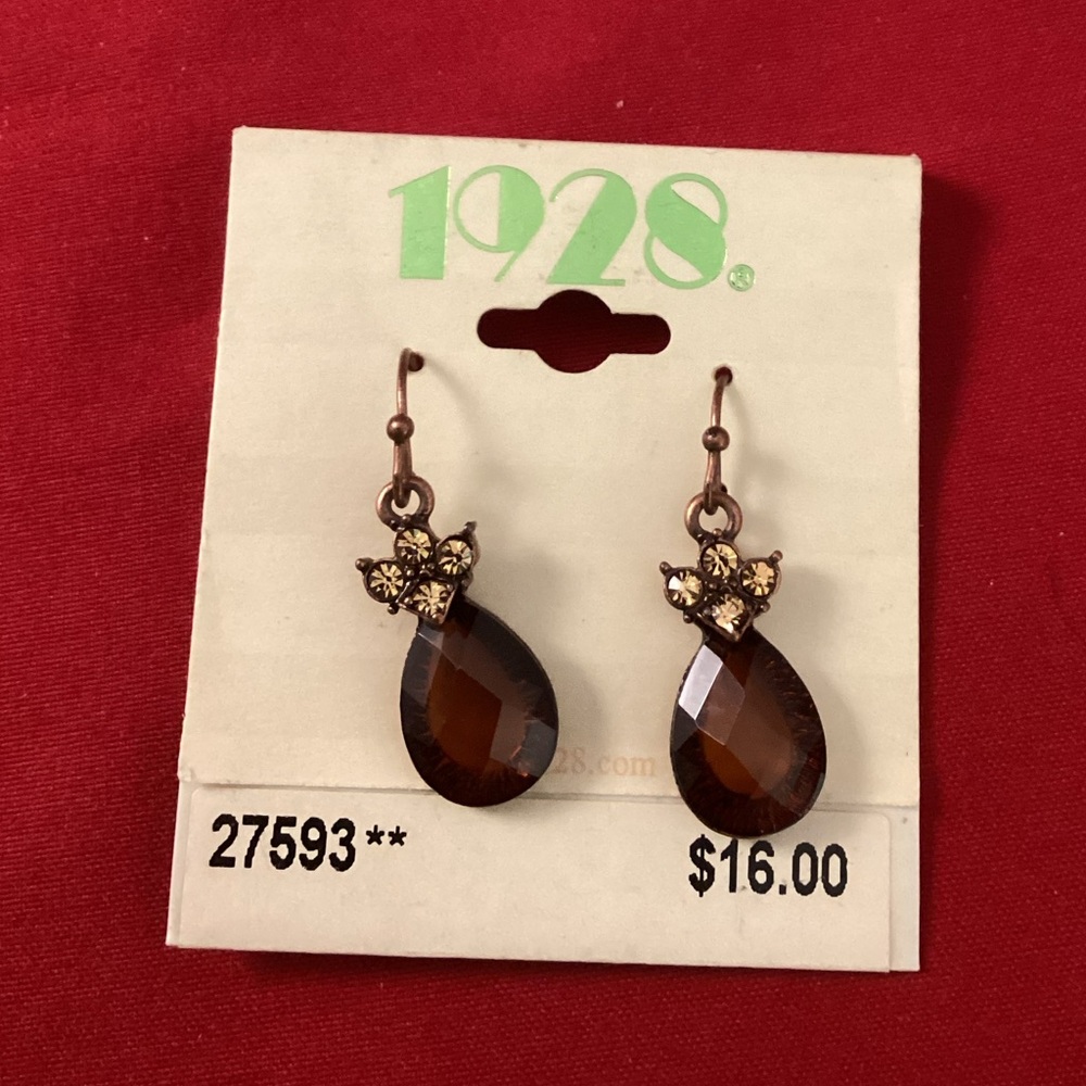 1928 dangle earrings